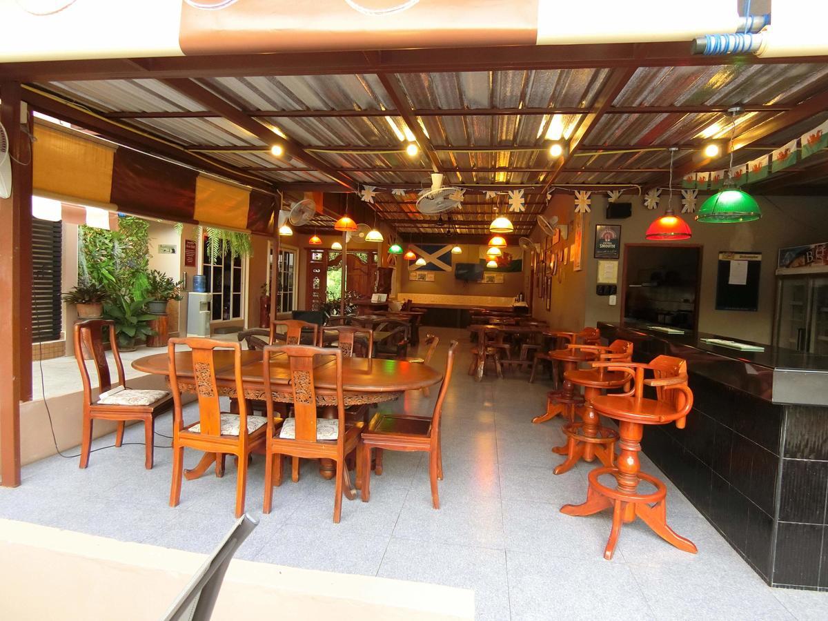 4 Palms Resort Bang Sare Bagian luar foto