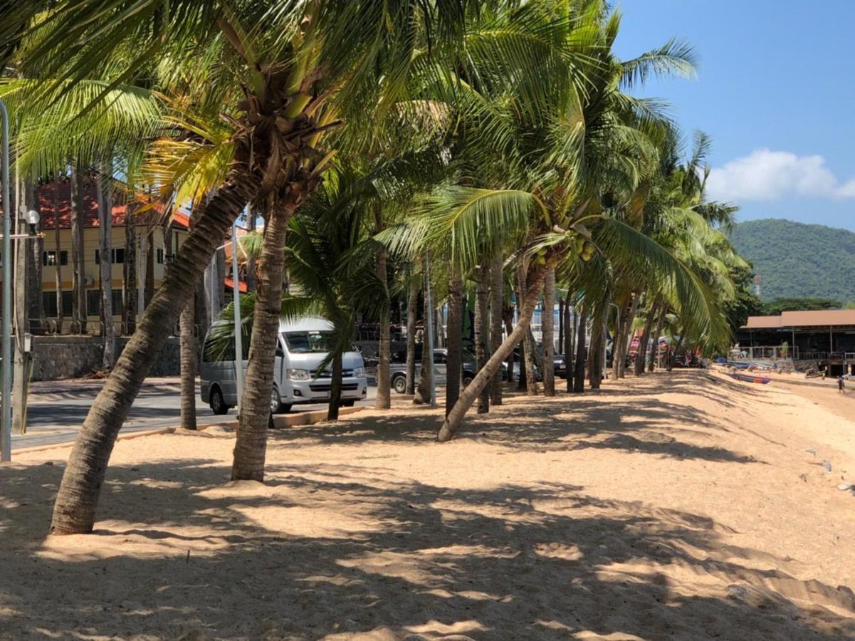 4 Palms Resort Bang Sare Bagian luar foto