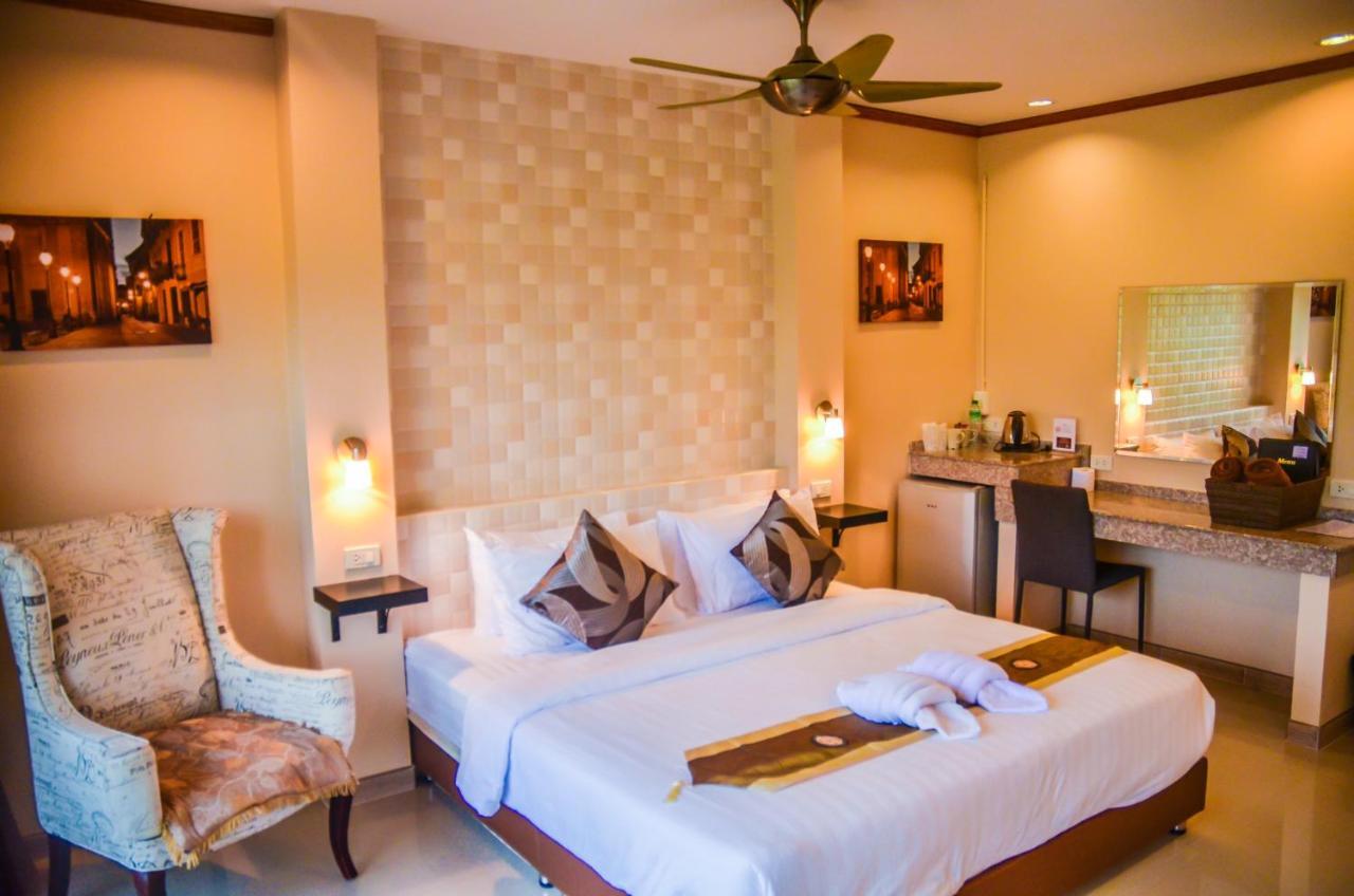 4 Palms Resort Bang Sare Bagian luar foto